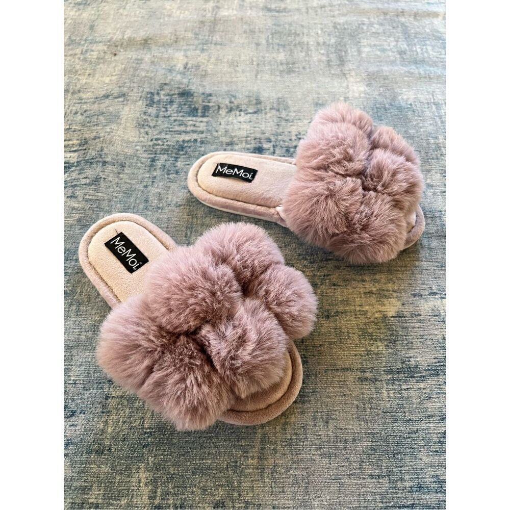 MeMoi Lavender Luxe Pom Pom Memory Foam Plush Slippers Medium Sizes 7 - 8